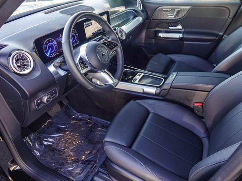 Certified 2024 Mercedes-Benz EQB 300 300 image 17