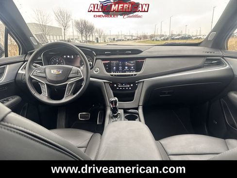 Used 2025 Cadillac XT5 Sportv w/ Technology Package image 21