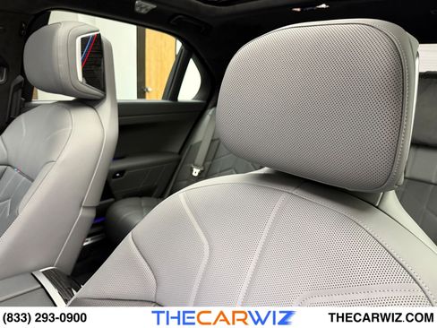 Used 2025 BMW 760i xDrive 760i xDrive Sedan 4D image 38