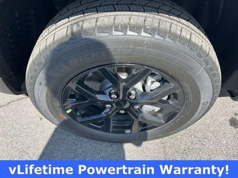New 2025 Jeep Grand Cherokee L Laredo AWD/4WD image 12
