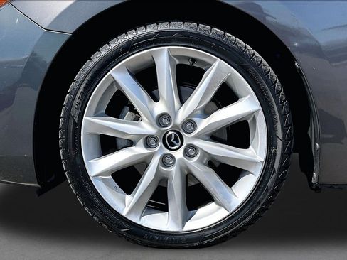 Used 2017 MAZDA MAZDA3 Touring FWD image 8