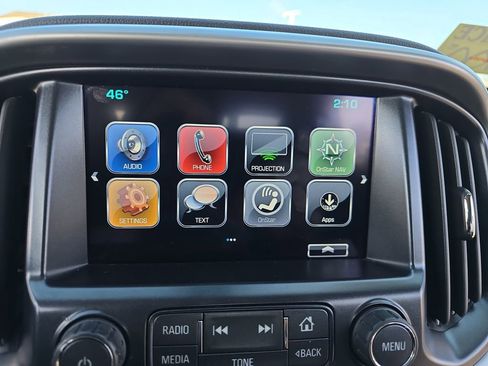 Used 2017 Chevrolet Colorado LT w/ LT Convenience Package image 24