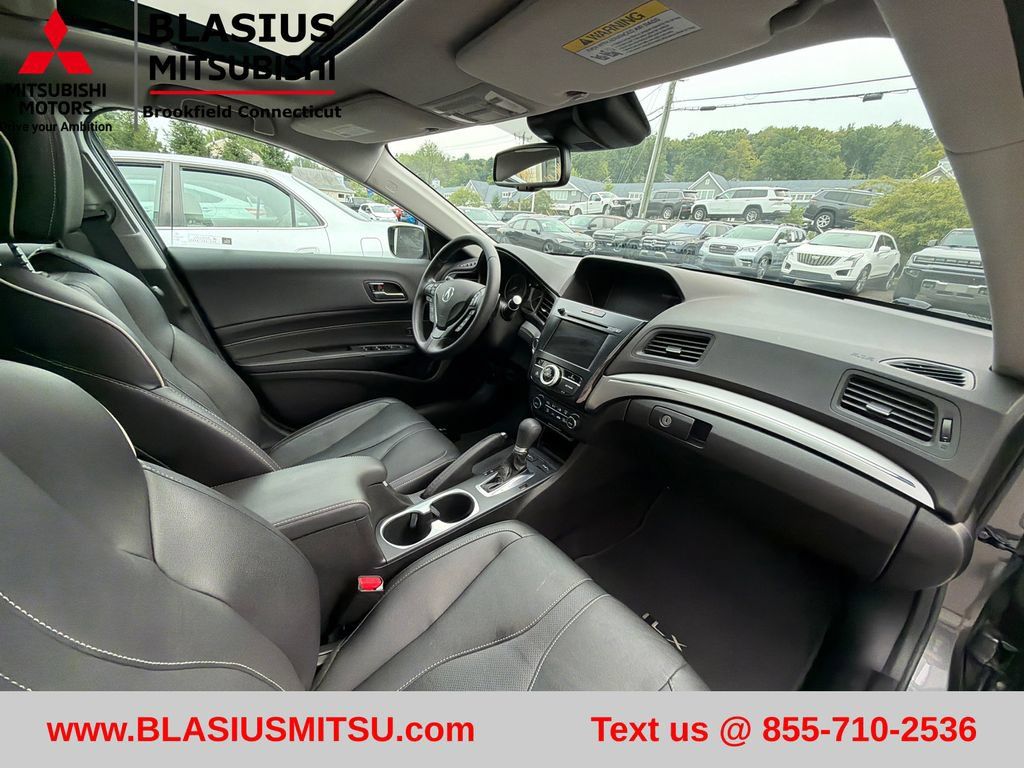 Used 2020 Acura ILX w/ Premium Package FWD image 42