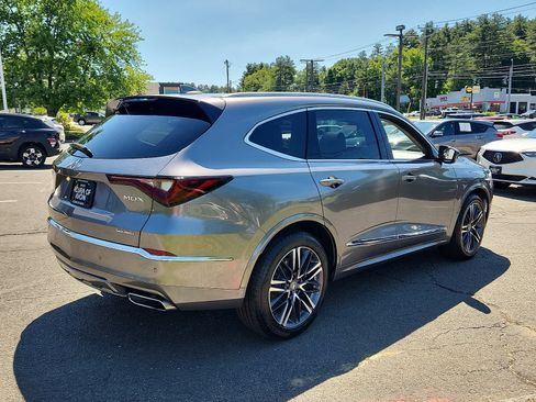 Certified 2025 Acura MDX SH-AWD w/ Advance Package image 5