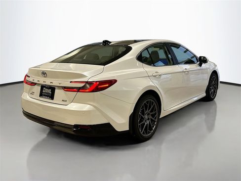 New 2026 Toyota Camry XLE image 7