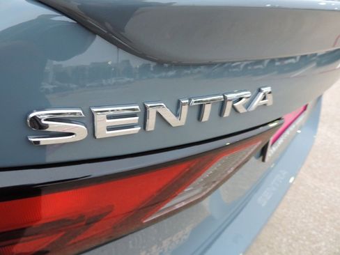 New 2025 Nissan Sentra SR w/ SR Premium Package image 13