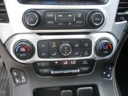 Used 2019 GMC Yukon SLT w/ Premium Edition AWD/4WD image 14