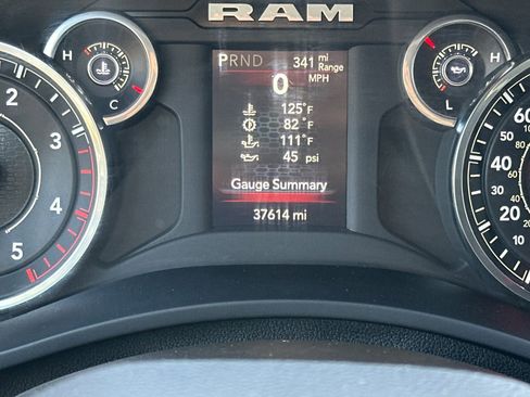 Used 2024 RAM 2500 Big Horn image 24