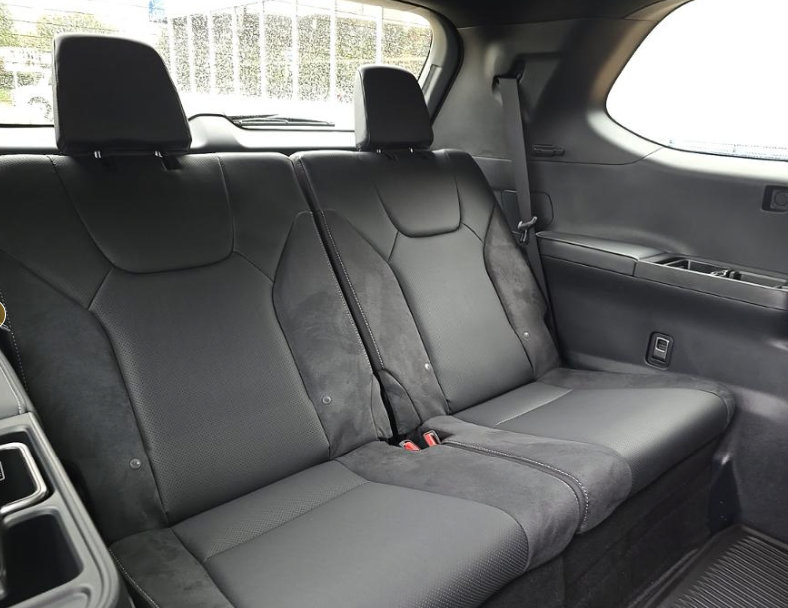 Used 2026 Lexus TX 350 AWD w/ Technology Package image 13