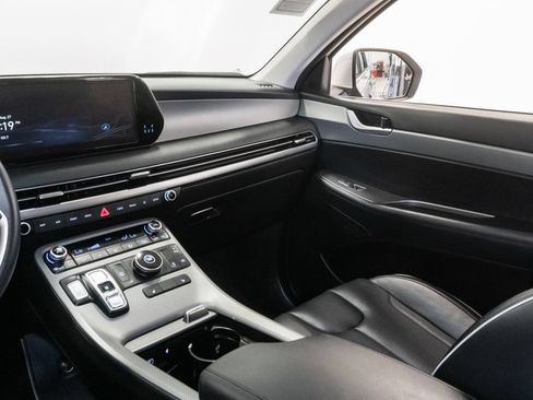 Used 2025 Hyundai Palisade SEL FWD image 11