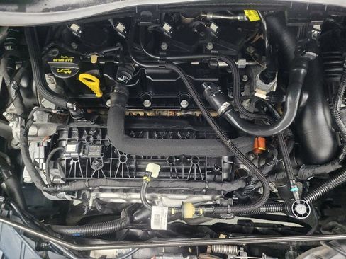 Used 2019 Ford Escape SE image 30