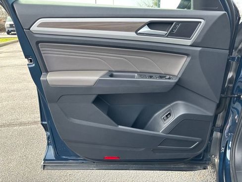 Used 2021 Volkswagen Atlas SEL image 12