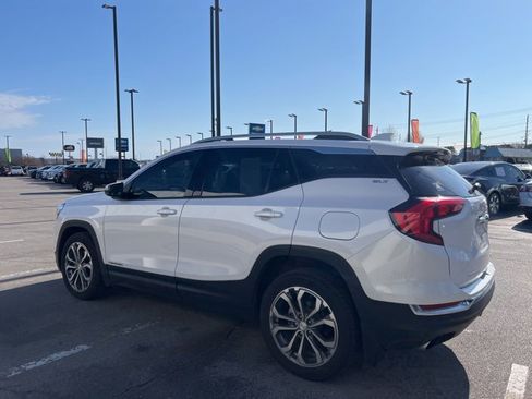 Used 2020 GMC Terrain SLT w/ Preferred Package image 10