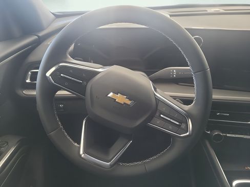 New 2026 Chevrolet Traverse LT w/ LPO, Floor Liner Package FWD image 14