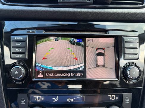 Used 2019 Nissan Rogue Sport SV w/ Technology Package AWD/4WD image 19