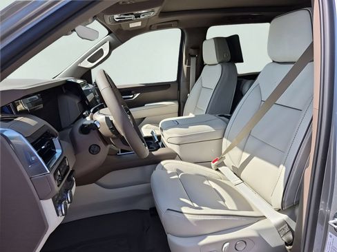 New 2026 GMC Yukon XL Denali w/ Denali Reserve Package AWD/4WD image 18