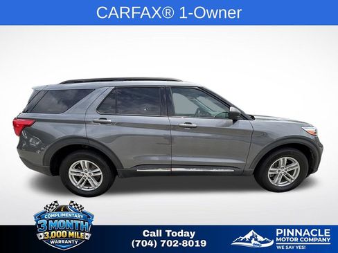 Used 2022 Ford Explorer XLT w/ Class IV Trailer Tow Package AWD/4WD image 3