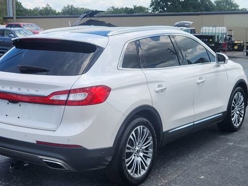 Used 2016 Lincoln MKX Reserve w/ Technology Package FWD image 6