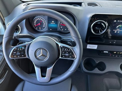 New 2024 Mercedes-Benz Sprinter 4500 image 17
