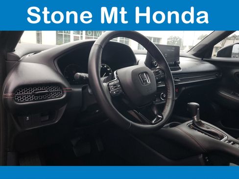 Used 2025 Honda HR-V Sport image 18