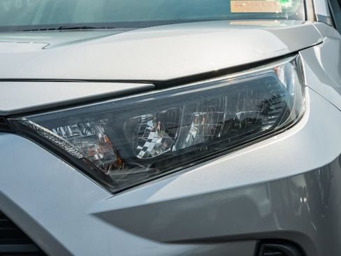 Used 2019 Toyota RAV4 LE w/ All Weather Liner Package AWD/4WD image 12