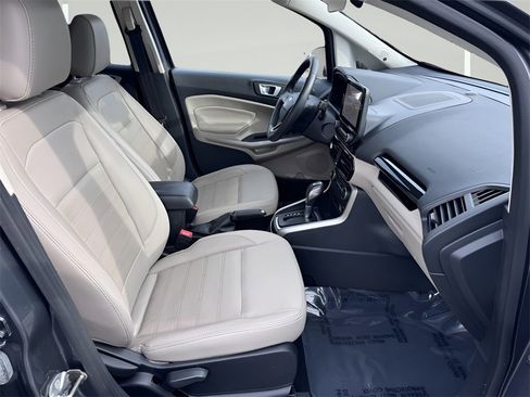 Used 2020 Ford EcoSport Titanium image 29