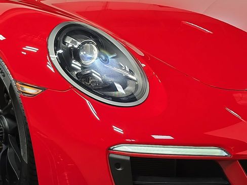 Certified 2019 Porsche 911 Carrera 4 GTS AWD/4WD image 12