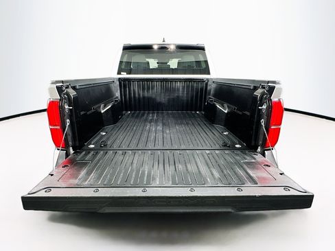 Used 2024 Toyota Tacoma SR5 image 29