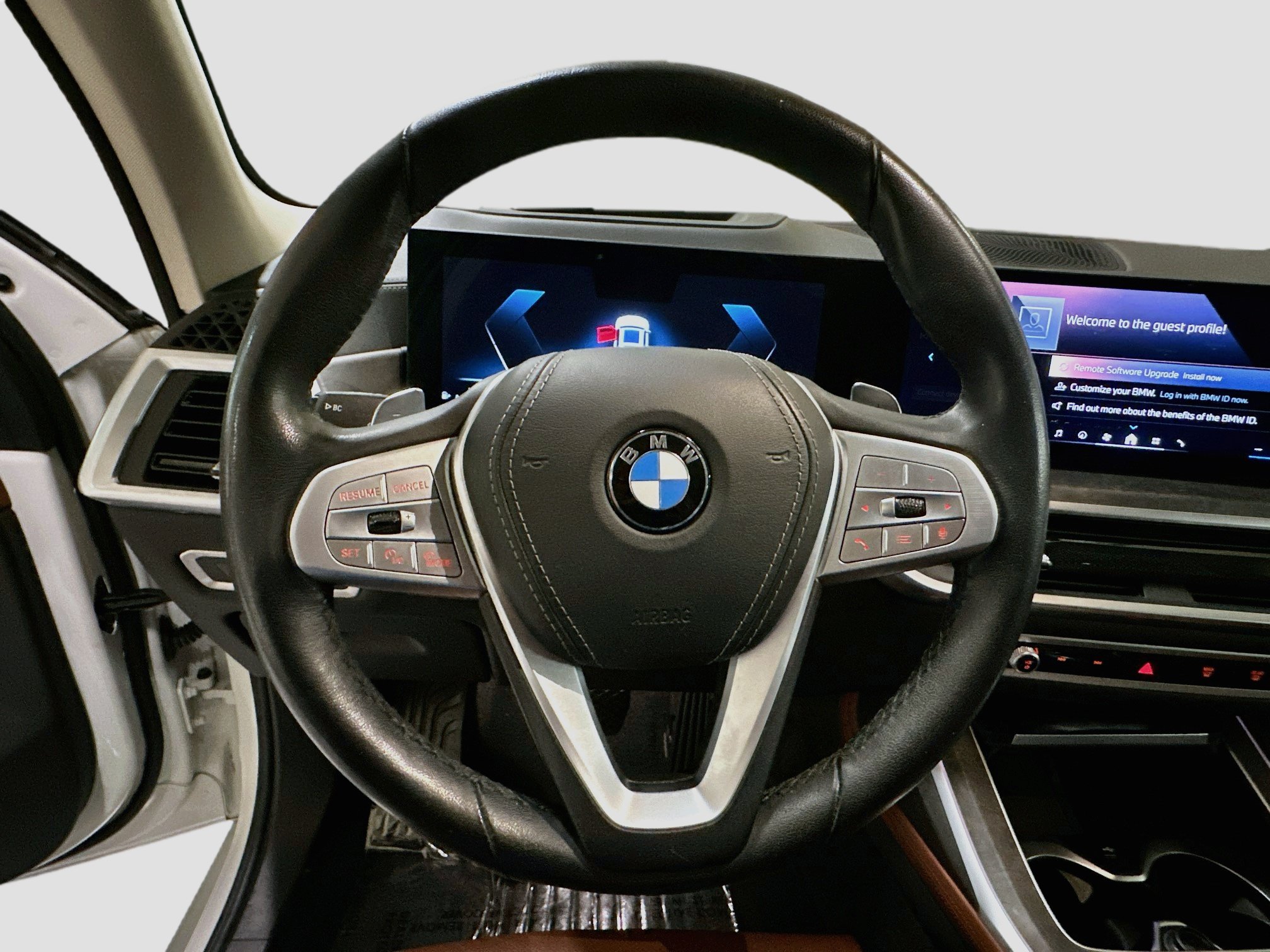 Certified 2024 BMW X7 xDrive40i w/ Premium Package AWD/4WD image 11