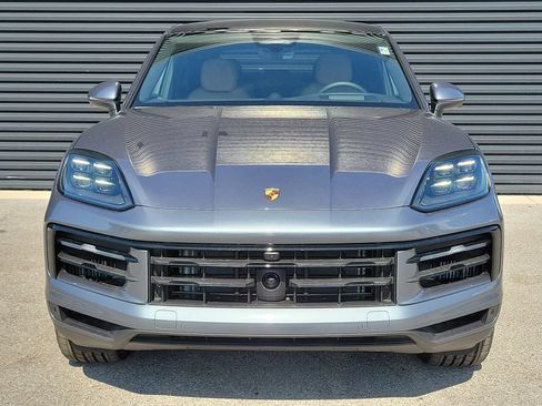 New 2026 Porsche Cayenne Coupe AWD/4WD image 10