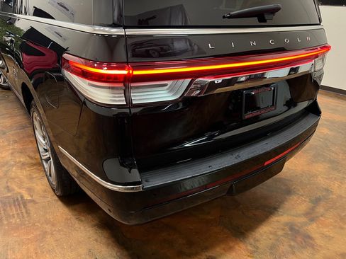 Used 2022 Lincoln Navigator L Reserve image 50