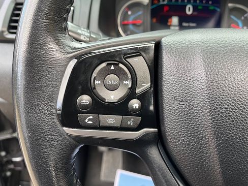 Used 2019 Honda Pilot Touring image 14