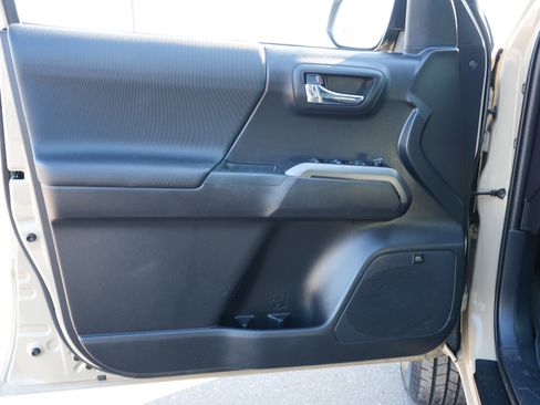 Used 2020 Toyota Tacoma TRD Sport w/ TRD Premium Sport Package image 14