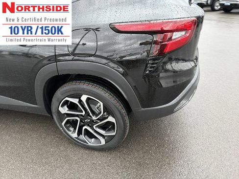 New 2026 Chevrolet Trax RS w/ Sunroof Package image 9