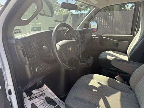 Used 2020 Chevrolet Express 2500 w/ Driver Convenience Package image 7