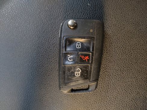 Used 2025 Volkswagen Jetta S FWD image 32