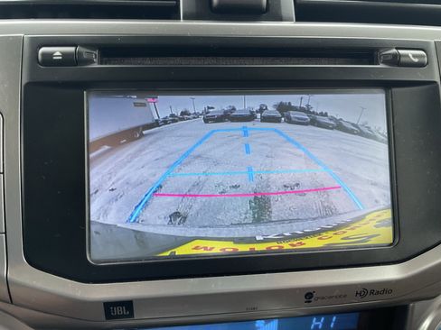 Used 2015 Toyota 4Runner Limited image 22