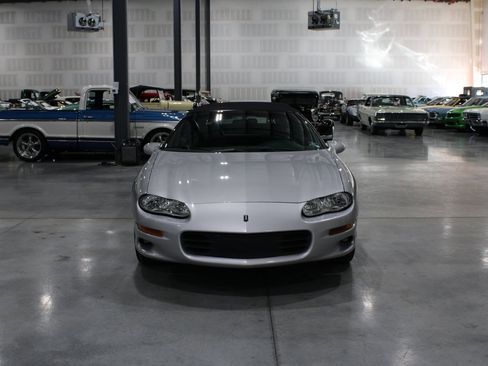 Used 1998 Chevrolet Camaro Z28 RWD image 23