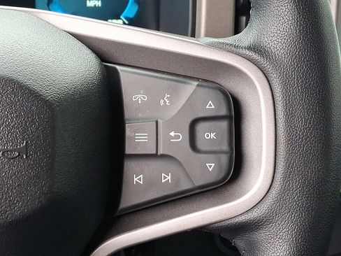 Used 2025 Ford Bronco Outer Banks image 23