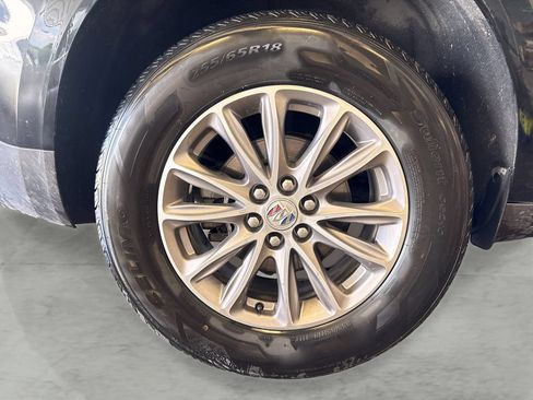 Used 2024 Buick Enclave Premium AWD/4WD image 25