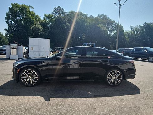 Used 2020 Cadillac CT5 V w/ Premium Package AWD/4WD image 2