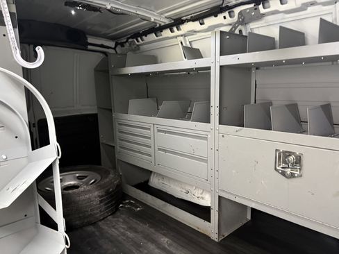 Used 2019 Chevrolet Express 3500 w/ Driver Convenience Package image 11