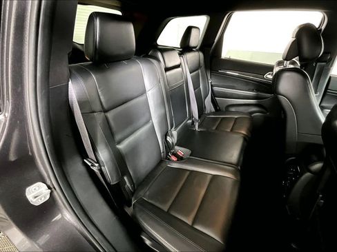 Used 2019 Jeep Grand Cherokee Limited image 26