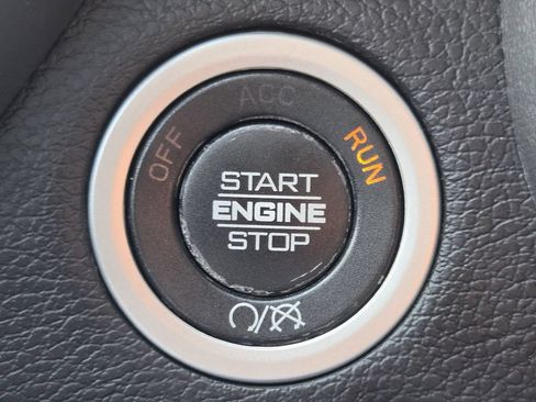Used 2024 RAM 2500 Big Horn AWD/4WD image 21
