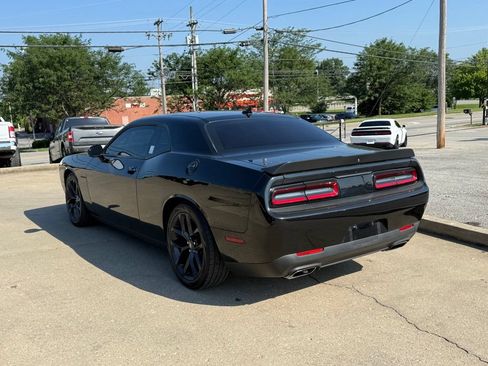 Used 2022 Dodge Challenger R/T w/ Plus Package RWD image 8