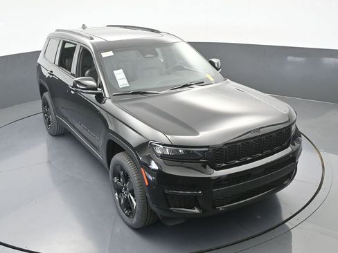 New 2025 Jeep Grand Cherokee L Limited w/ Black Appearance Package image 54