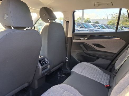 New 2026 Volkswagen Tiguan S image 5