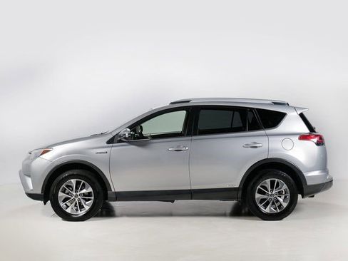 Used 2017 Toyota RAV4 XLE w/ All Weather Liner Package AWD/4WD image 2