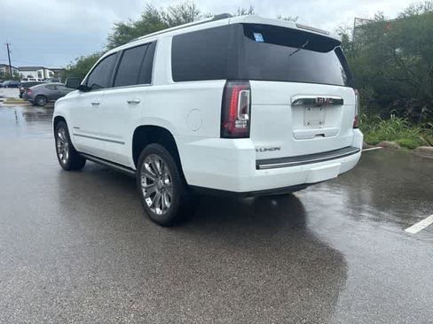Used 2015 GMC Yukon Denali w/ Premium Package AWD/4WD image 3