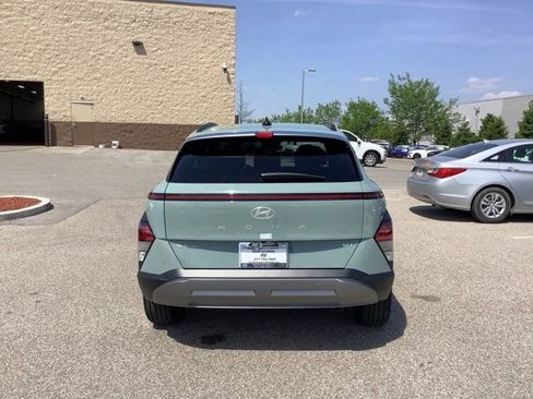 New 2026 Hyundai Kona Limited FWD image 6